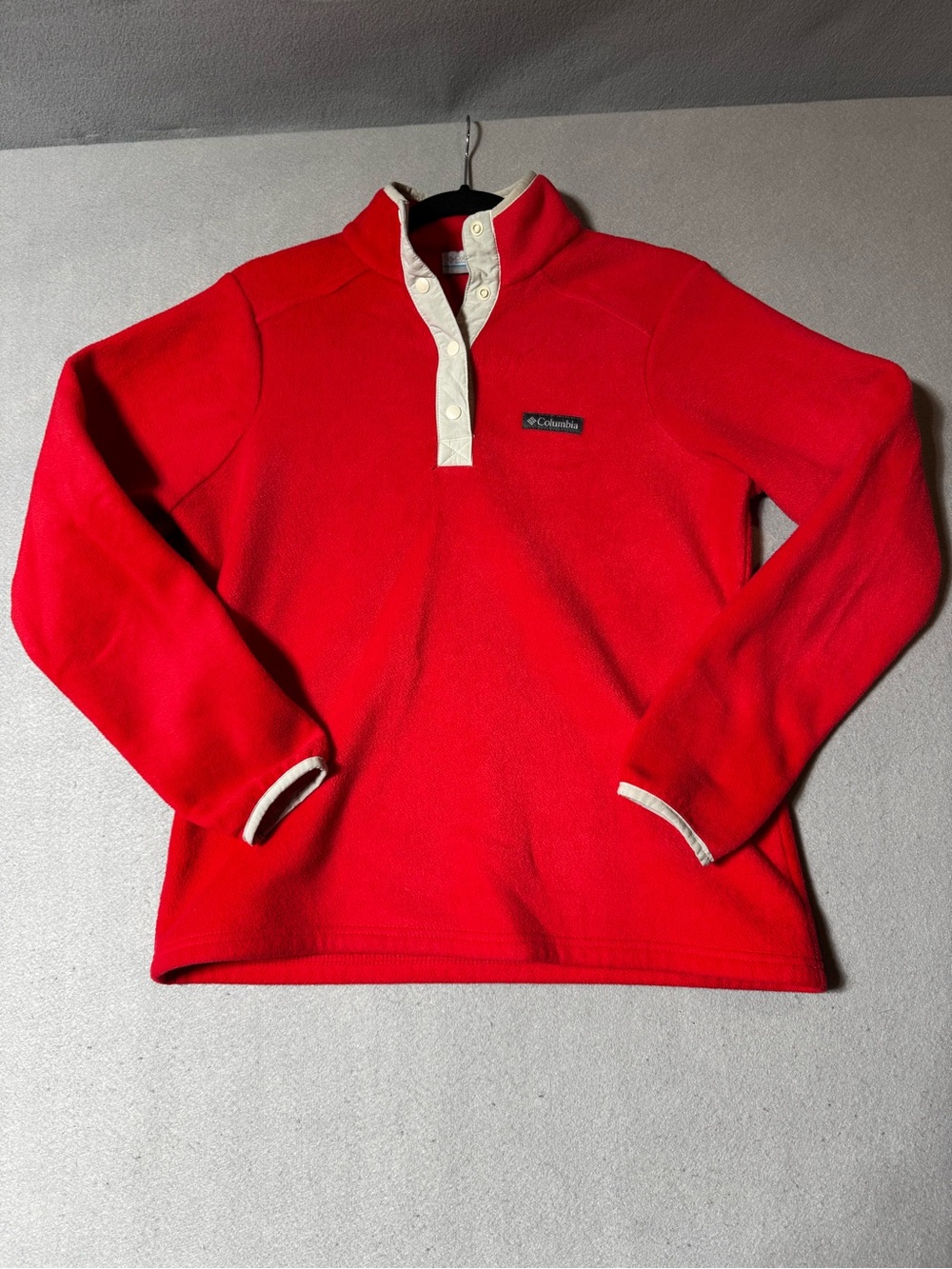 Columbia Women’s Red Zip-Front Fleece with Cream Trim Size M